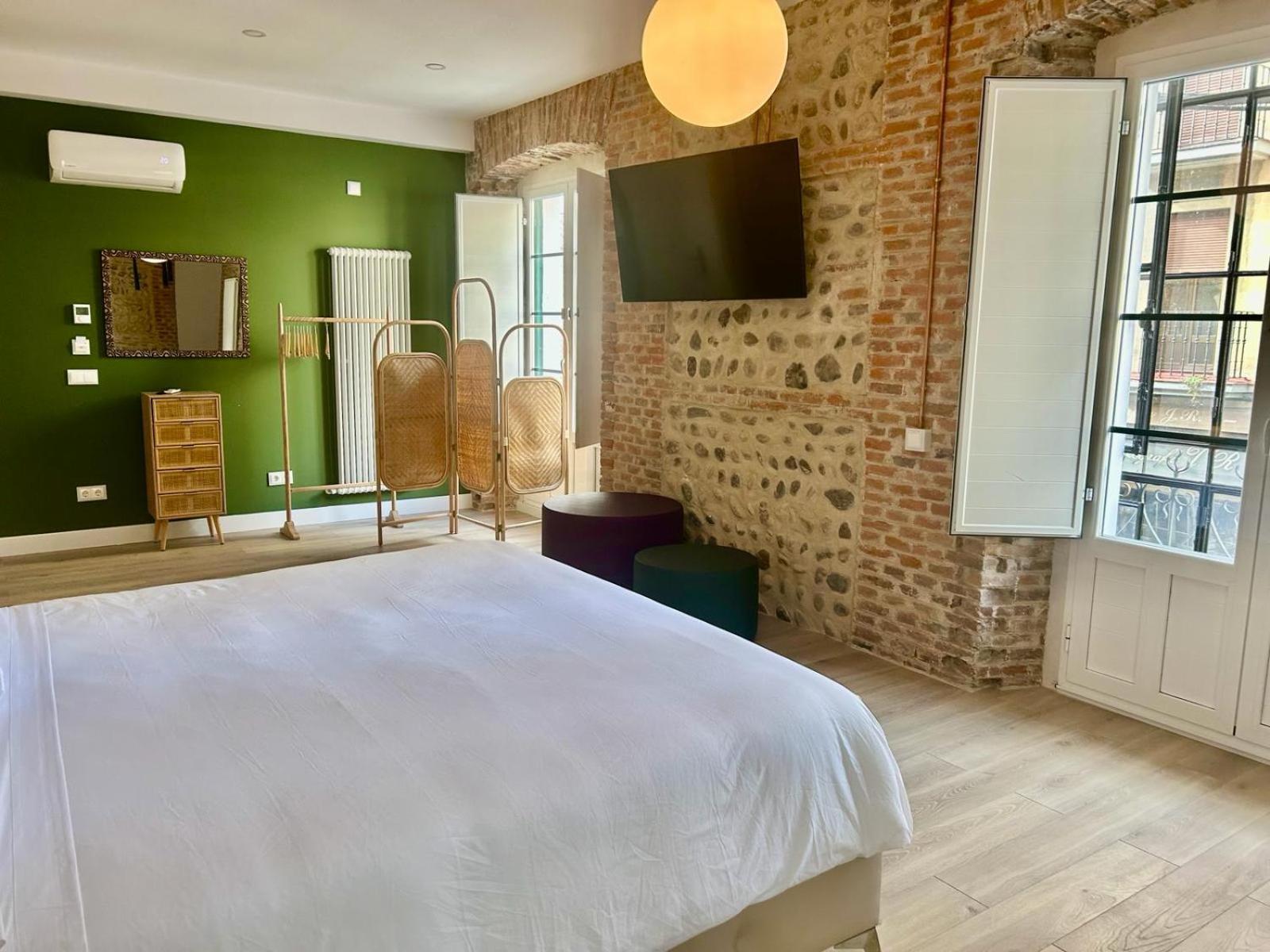 فندق Albany Ancha ليون المظهر الخارجي الصورة A room at the hotel